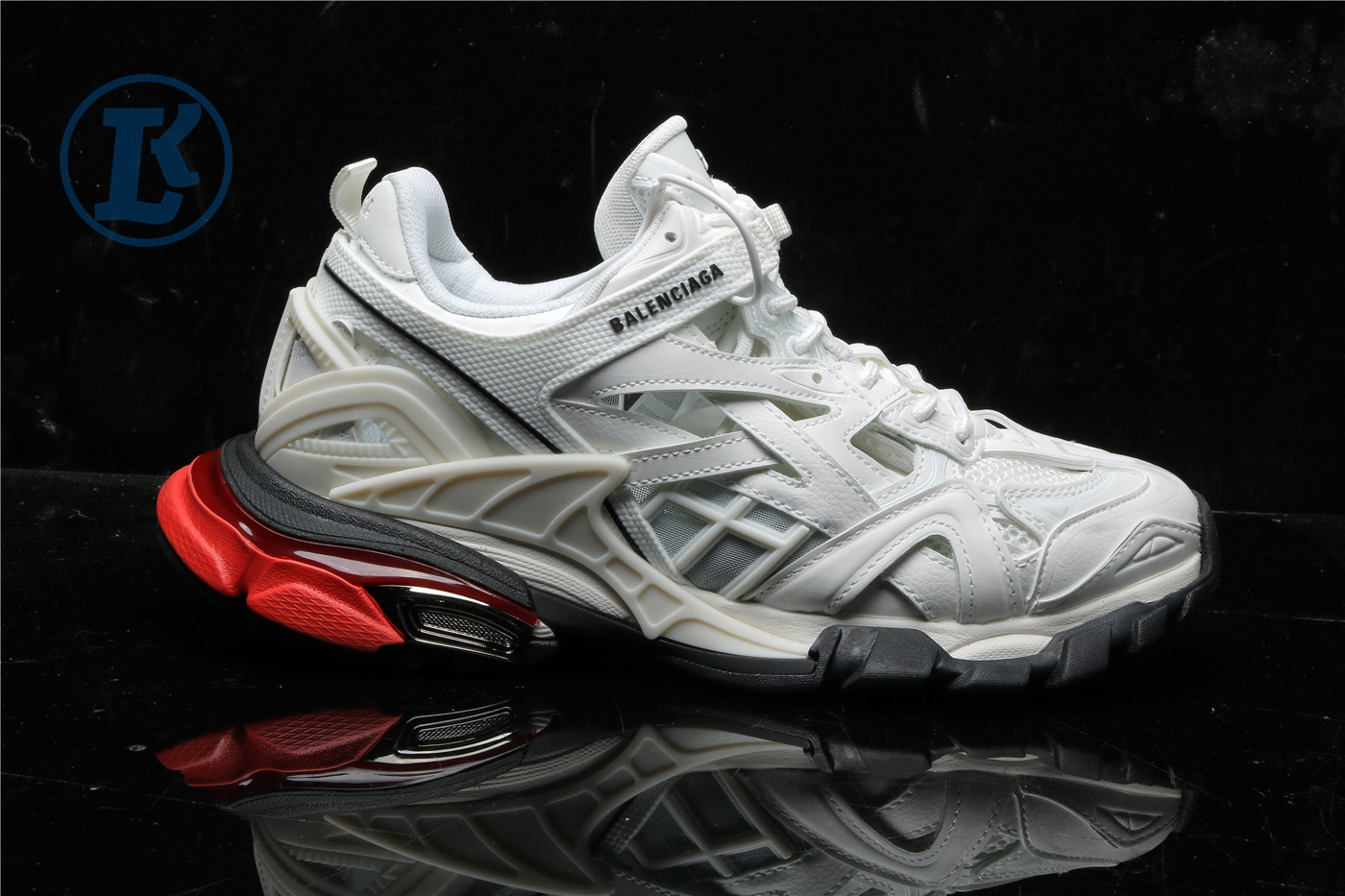 Ba1en*iaga Track White and Red