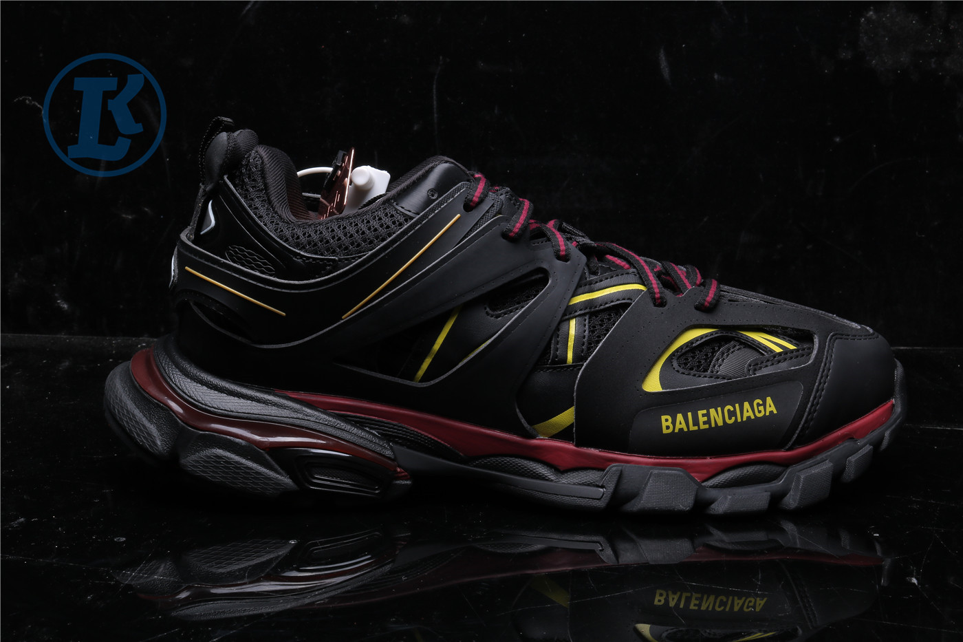 Ba1en*iaga Track Black And Yellow