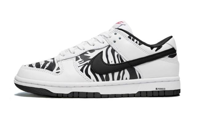 Nike Dunk Low PRM “Reverse Zebra”