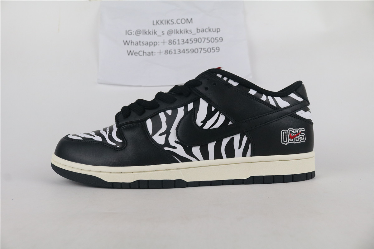 Nike SB Dunk Low  QS Quartersnacks Zebra