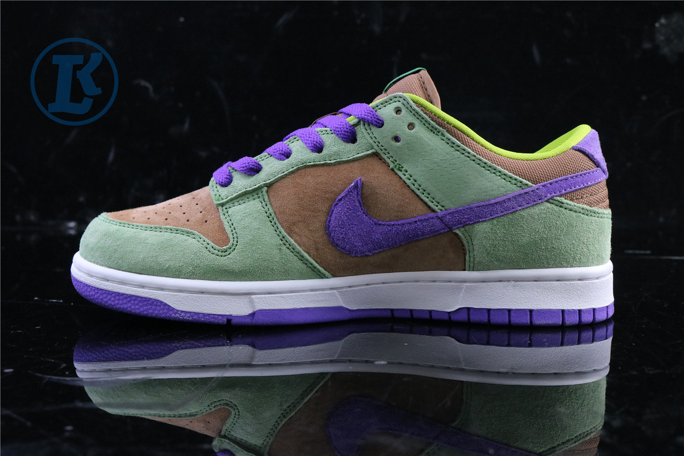 Nike Dunk Low SP “Veneer”